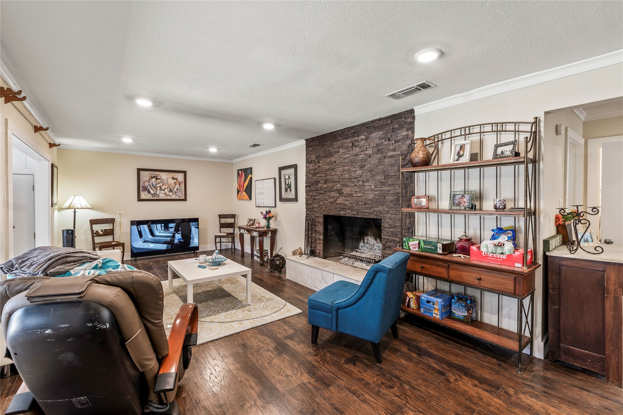 400 W Cayuga Drive Athens TX 75751