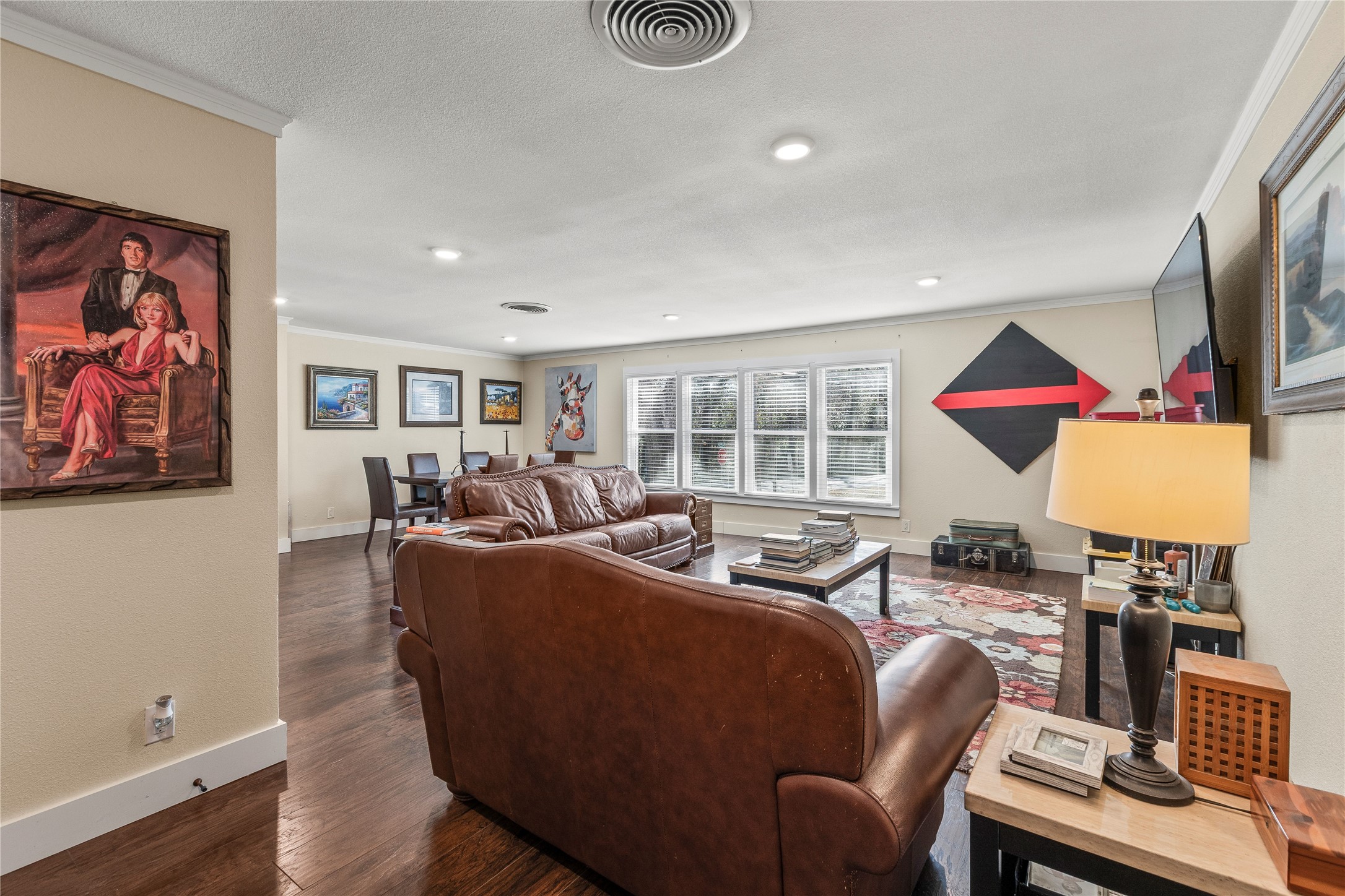 400 W Cayuga Drive Athens TX 75751