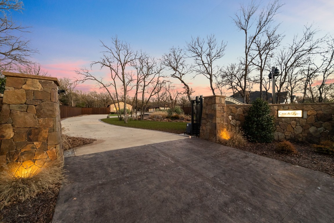 8705 Buckner Lane Keller TX 76248