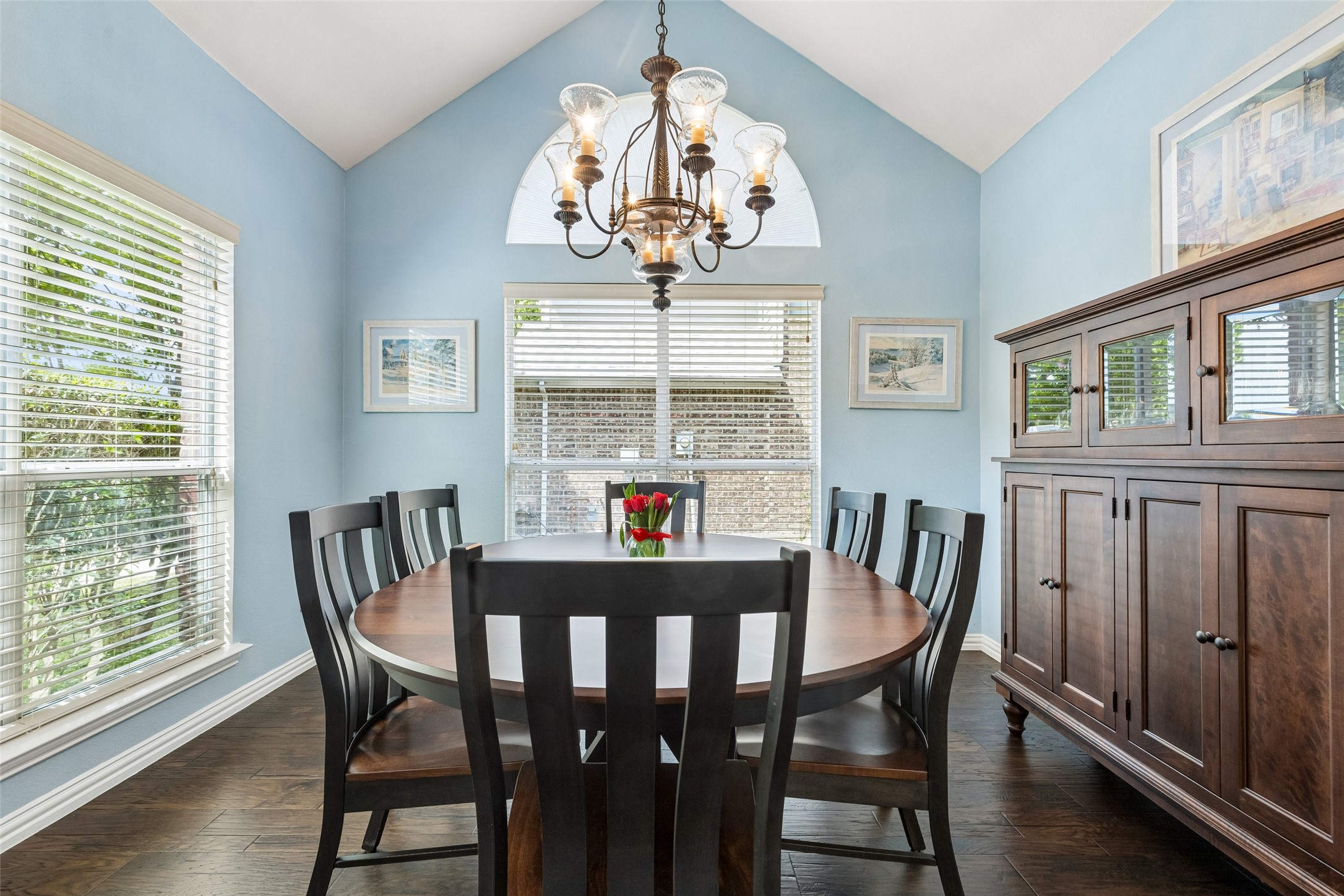 2206 Autumn Trail Garland TX 75040