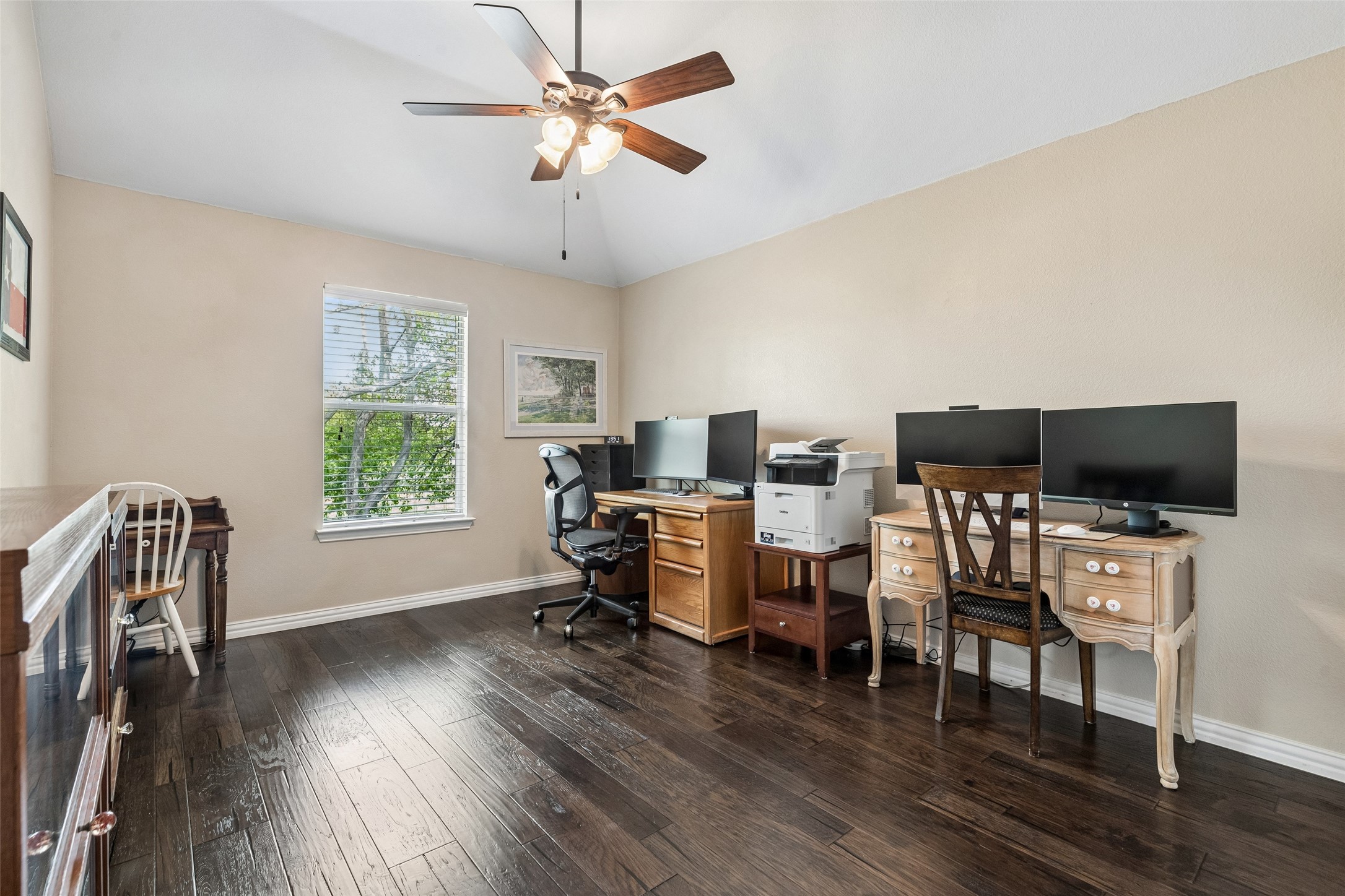2206 Autumn Trail Garland TX 75040