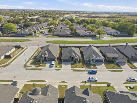 725 Sandy Chip Trail Fort Worth TX 76108