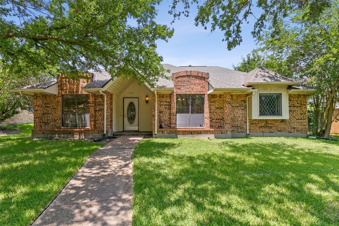 1601 Yorkshire Drive Mesquite TX 75149