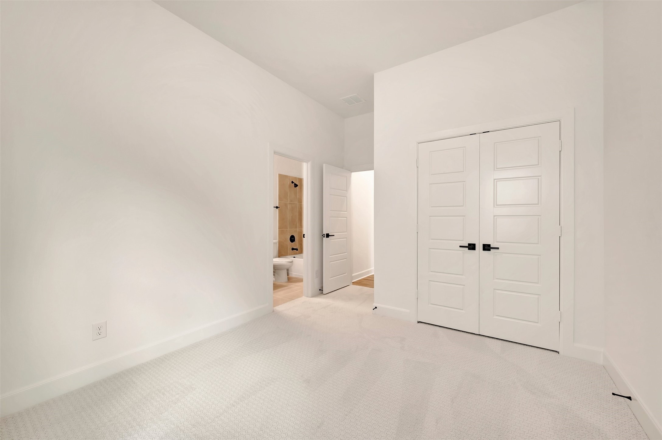 12305 Crape Myrtle Court Justin TX 76247
