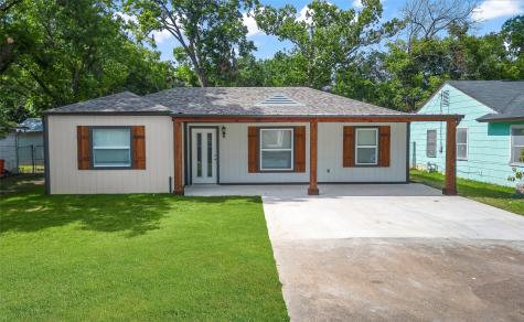 705 Chickasaw Trace Grand Prairie TX 75051
