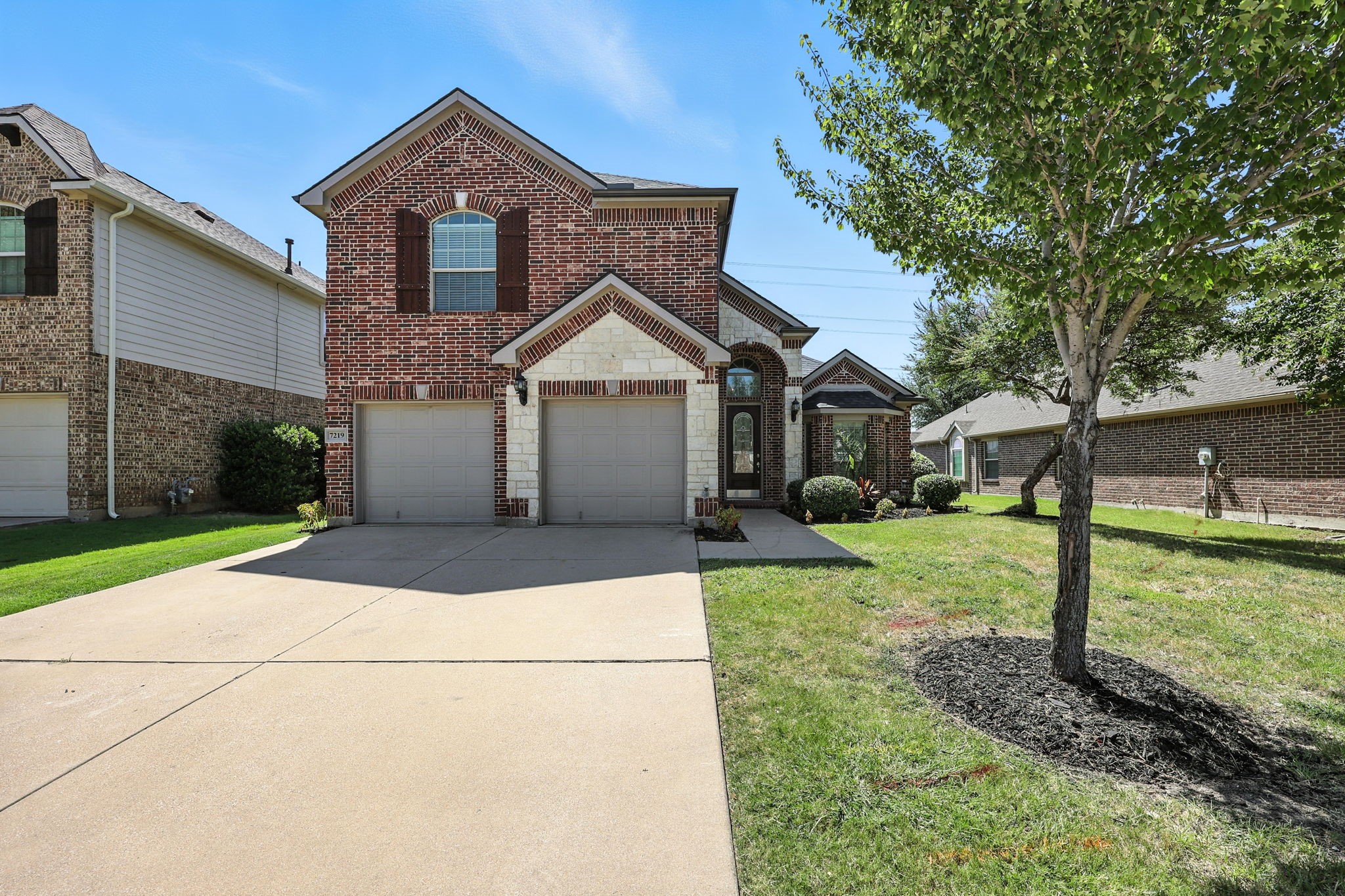 7219 La Mancha Grand Prairie TX 75054