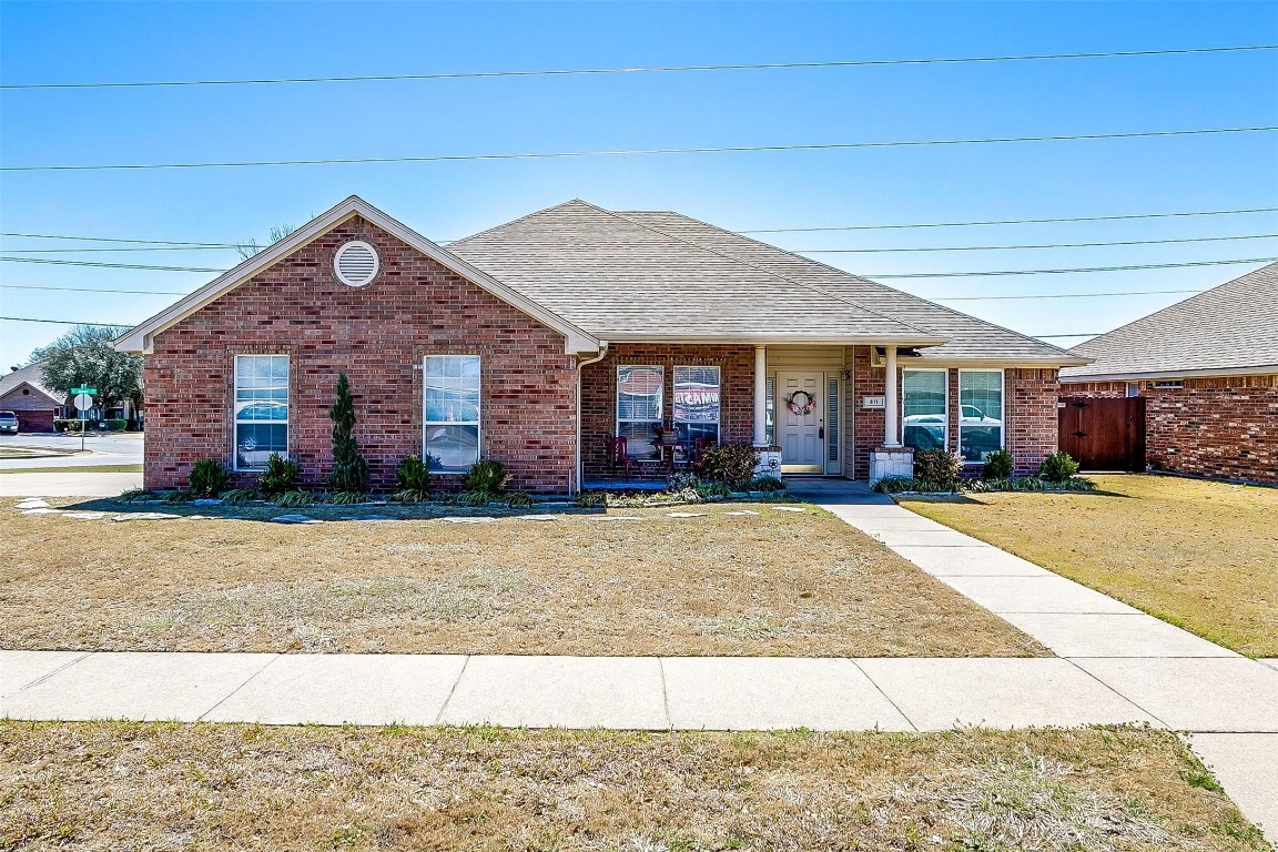 811 Jessica Drive Burleson TX 76028