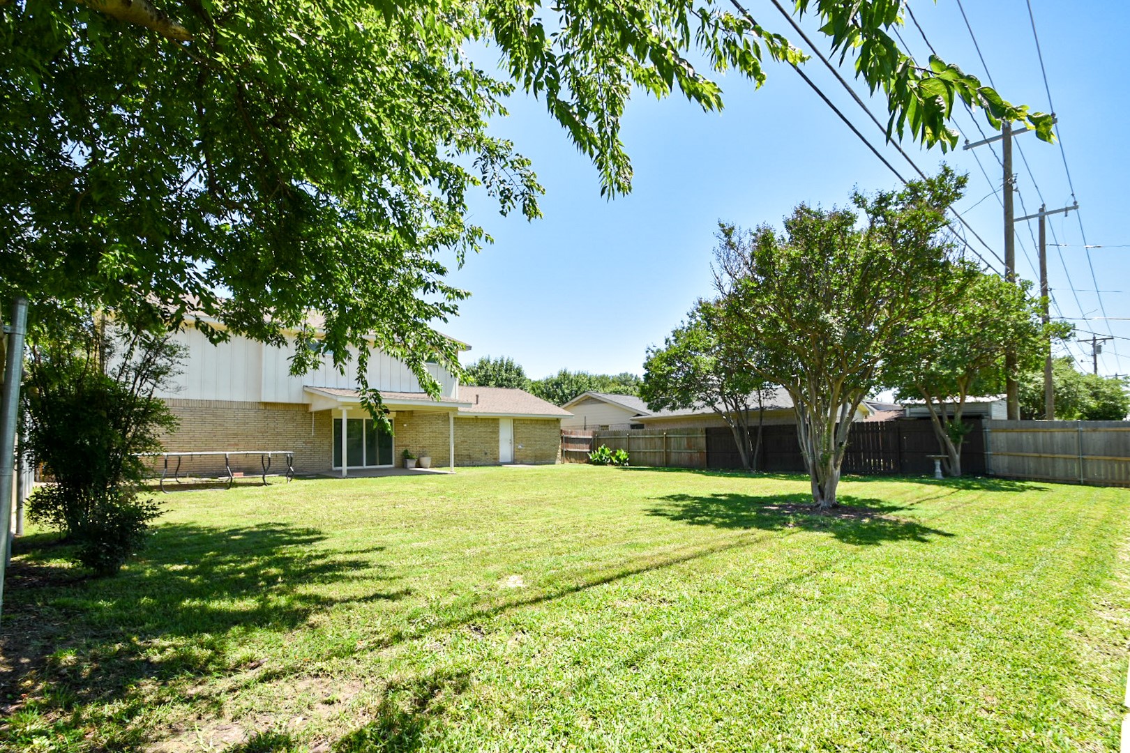 2517 Fairbrook Street Irving TX 75062