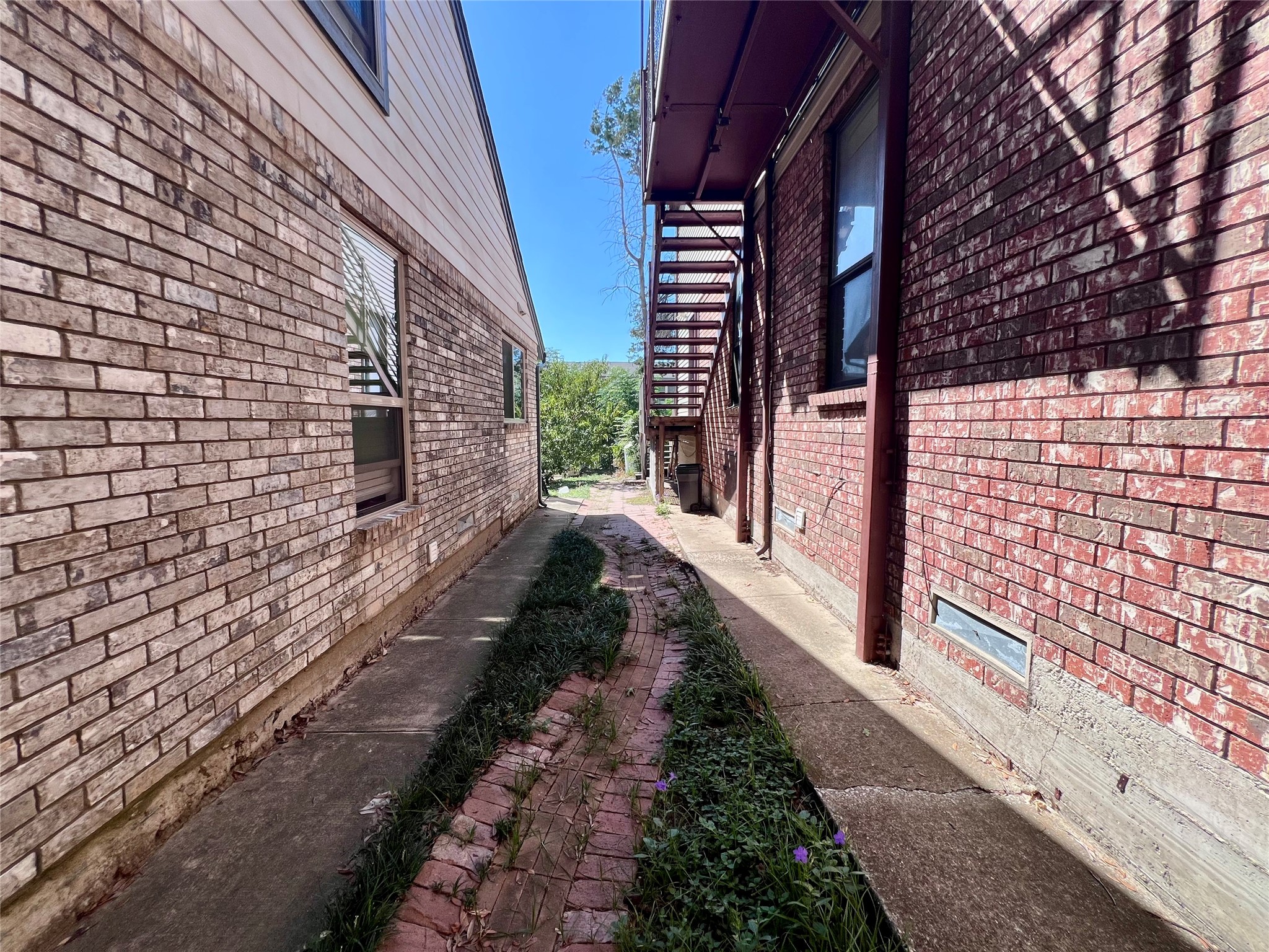 6671 Nyman Drive Dallas TX 75236