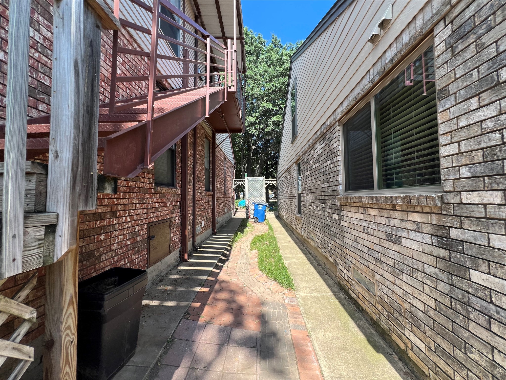 6671 Nyman Drive Dallas TX 75236