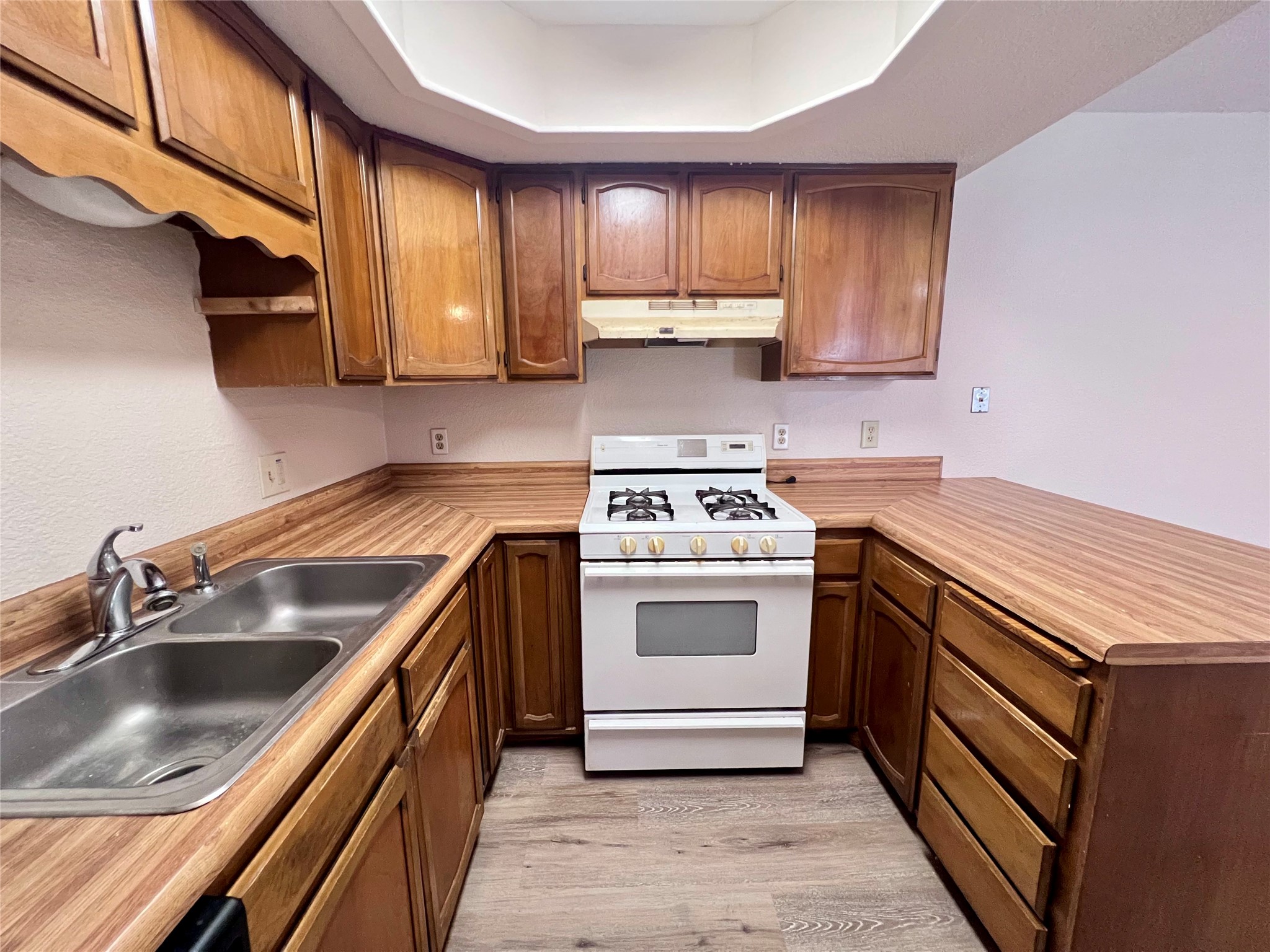 6671 Nyman Drive Dallas TX 75236
