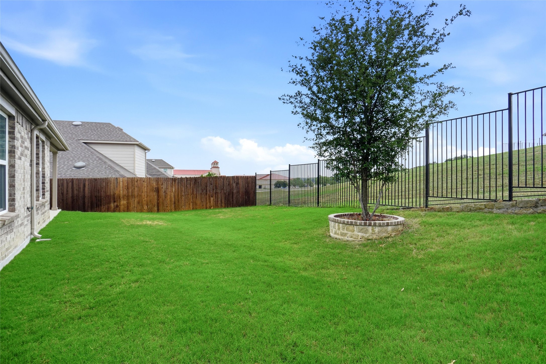 6513 Woodmere Court Denton TX 76226