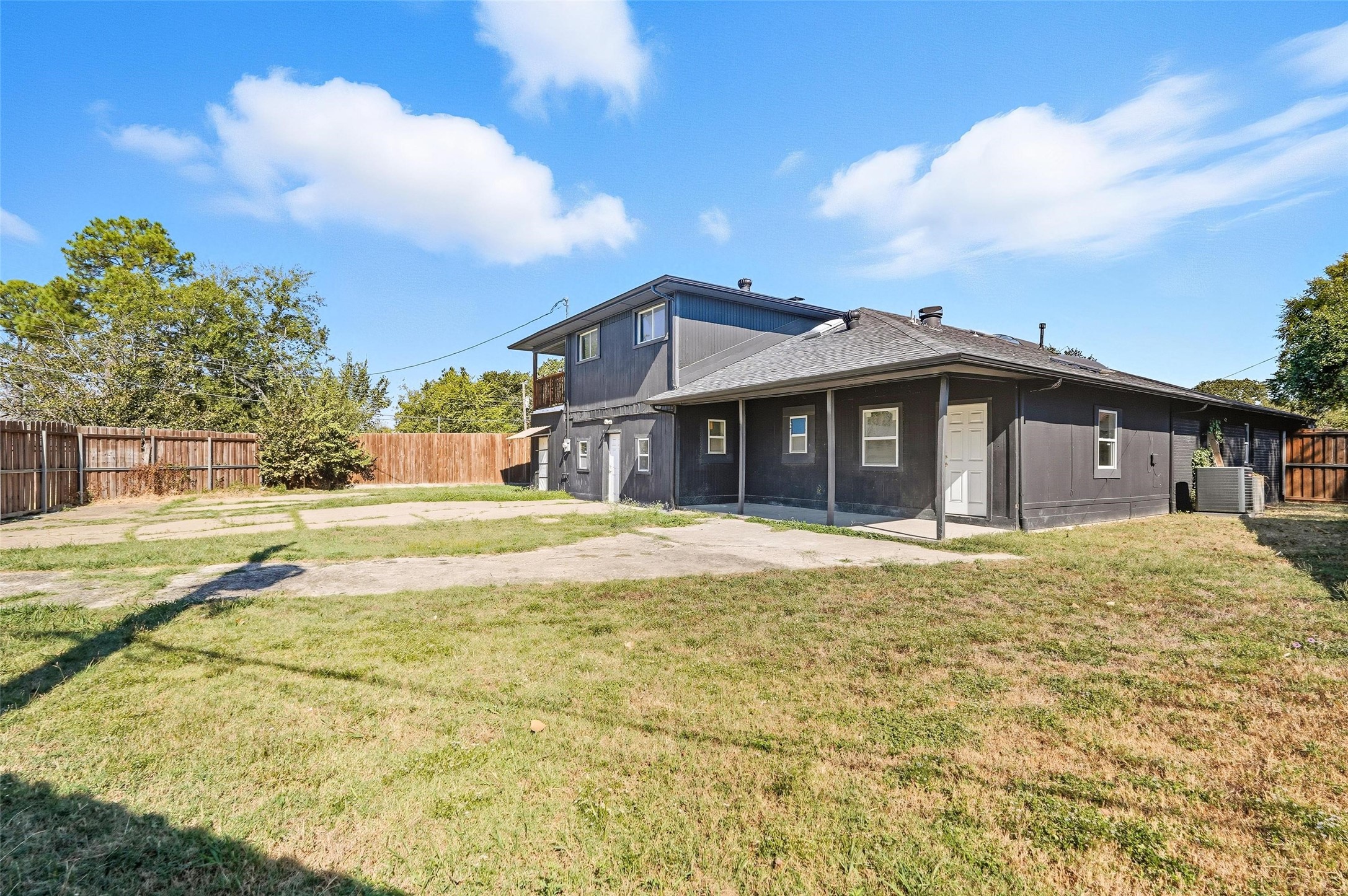 10332 Muskogee Circle Dallas TX 75217