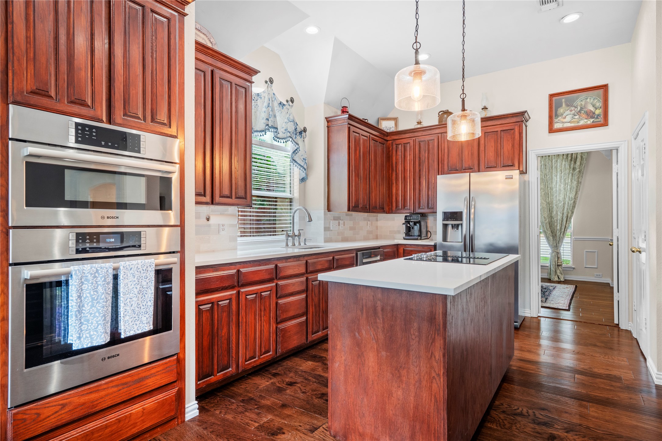 2007 Hunter Place Court Arlington TX 76006