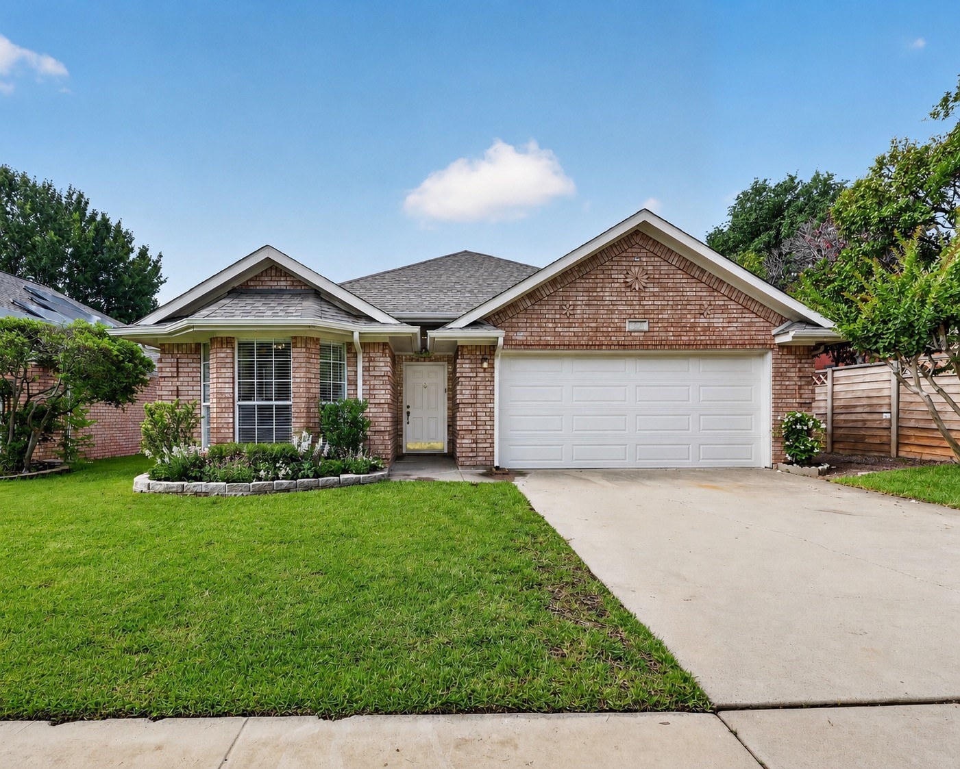 2212 Tiffany Glenn Court Bedford TX 76021