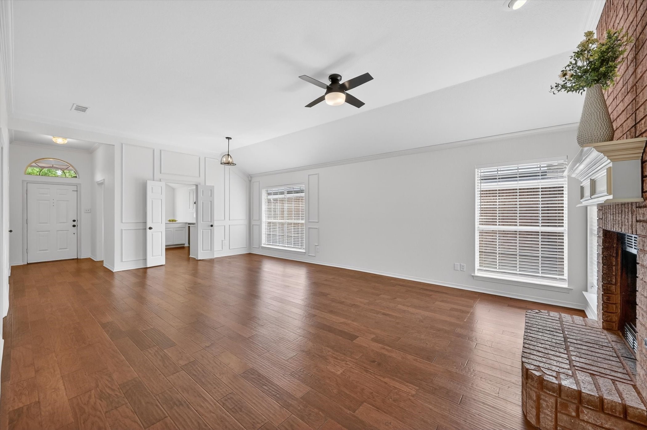 2212 Tiffany Glenn Court Bedford TX 76021