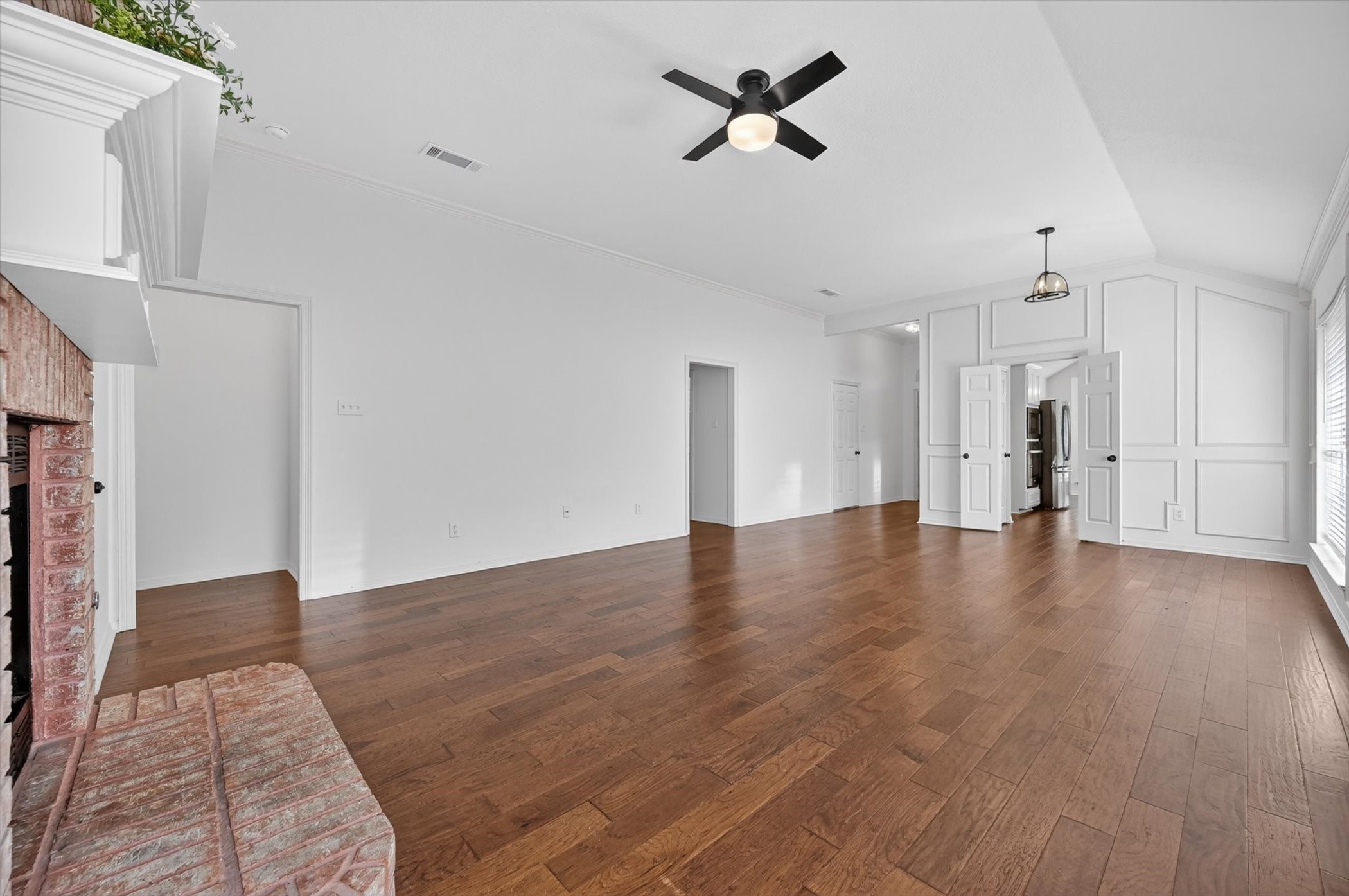 2212 Tiffany Glenn Court Bedford TX 76021