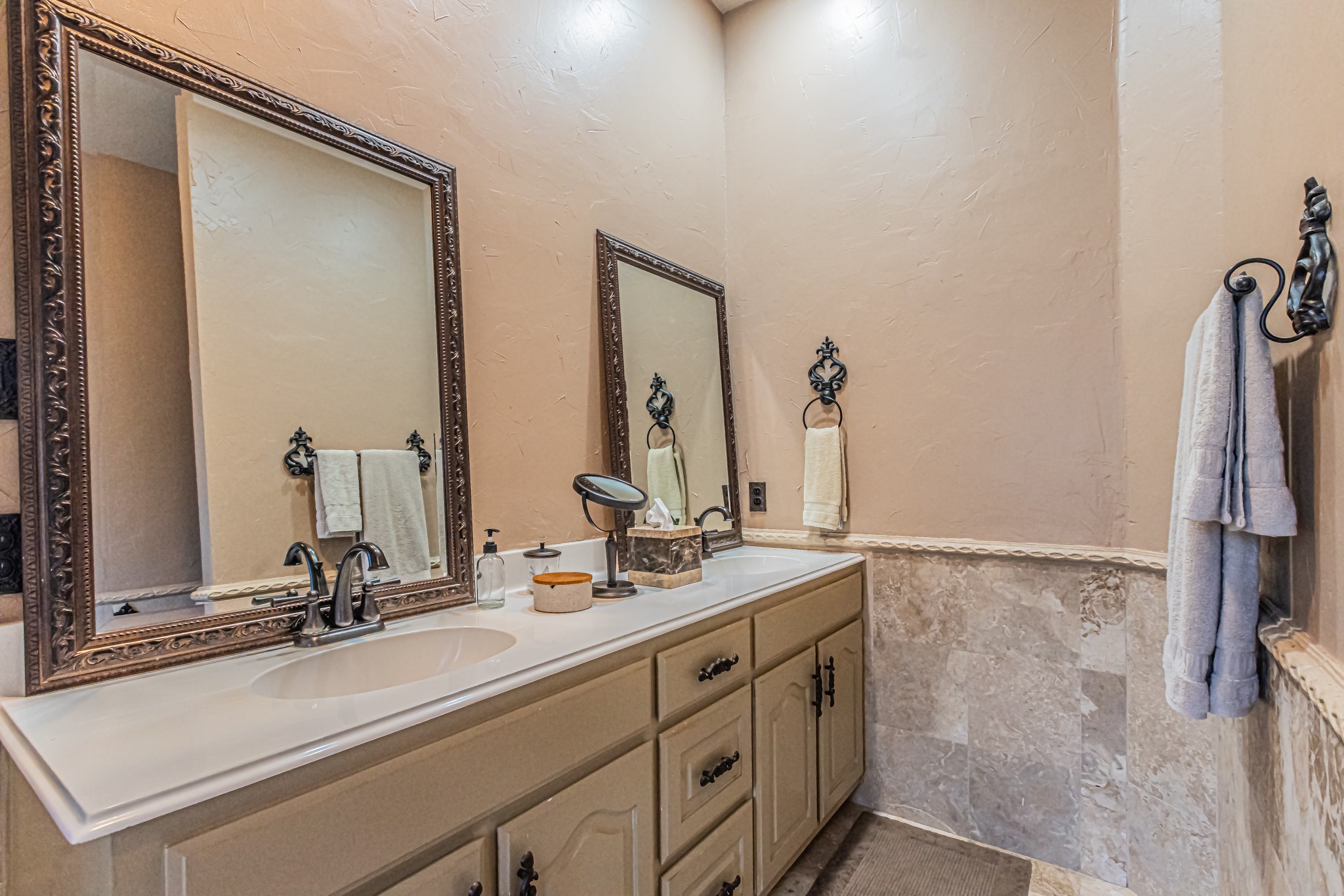 7732 Summerbrook Circle Fort Worth TX 76137