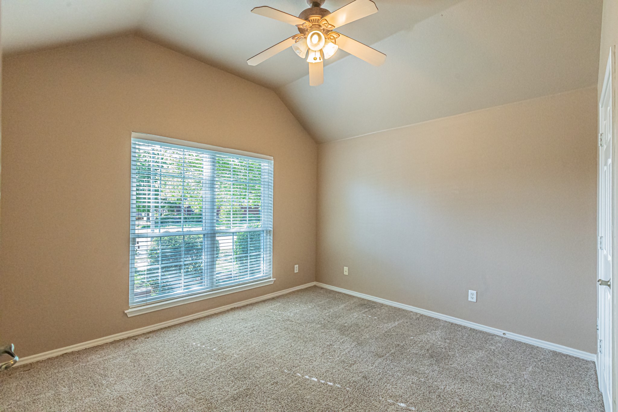 7732 Summerbrook Circle Fort Worth TX 76137