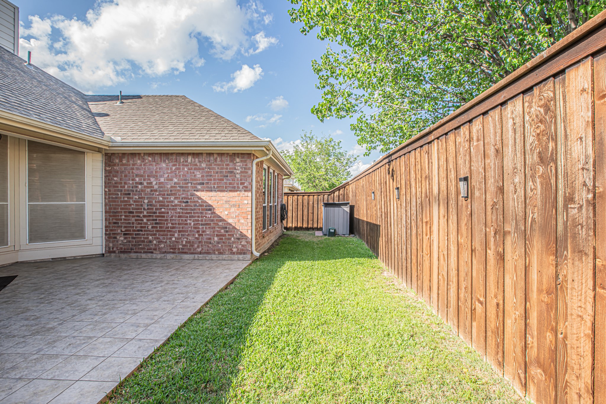 7732 Summerbrook Circle Fort Worth TX 76137