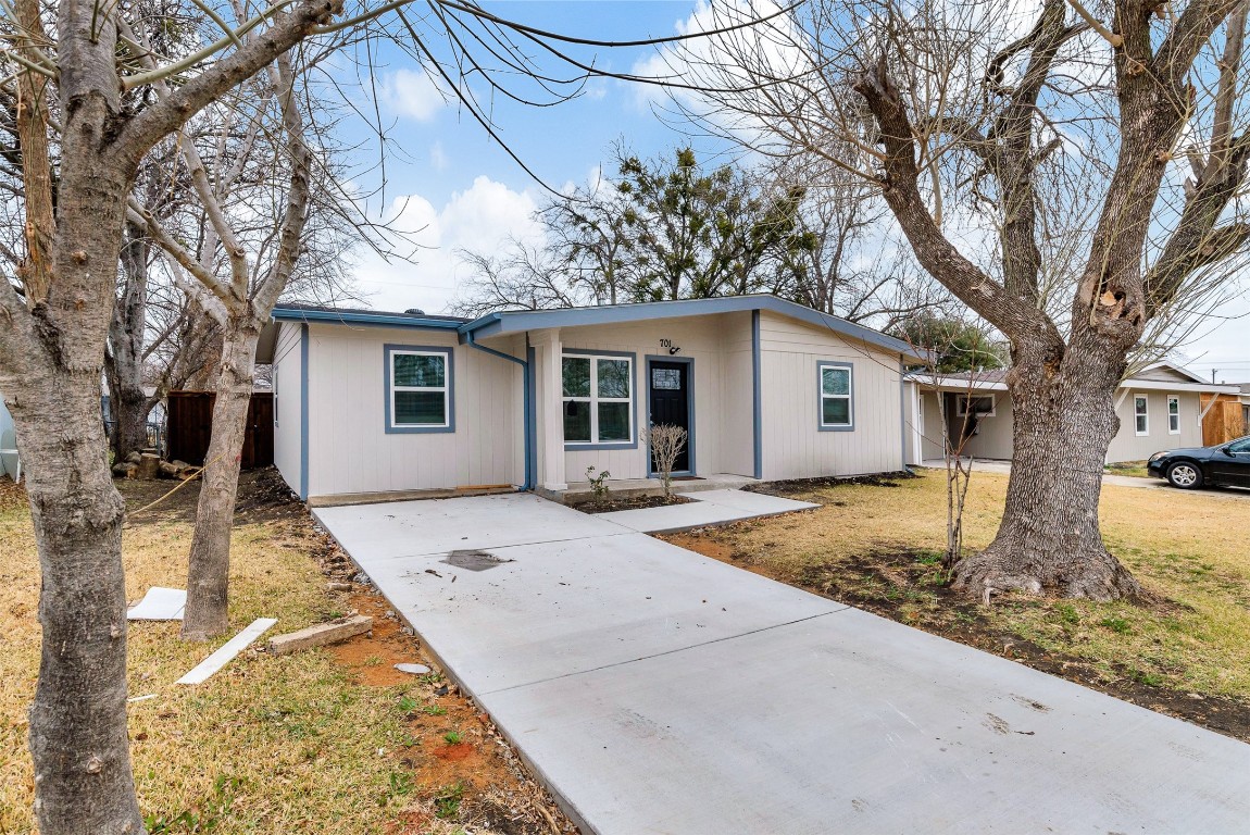 701 Seneca Drive Garland TX 75040