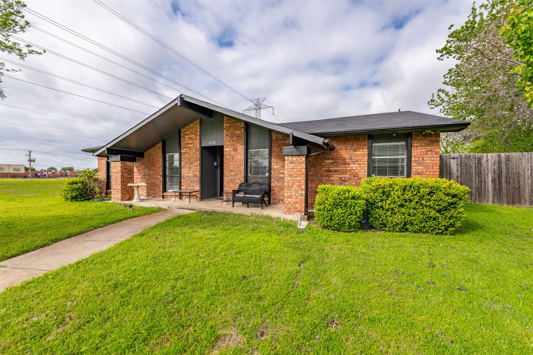 4722 Zanes Court Grand Prairie TX 75052