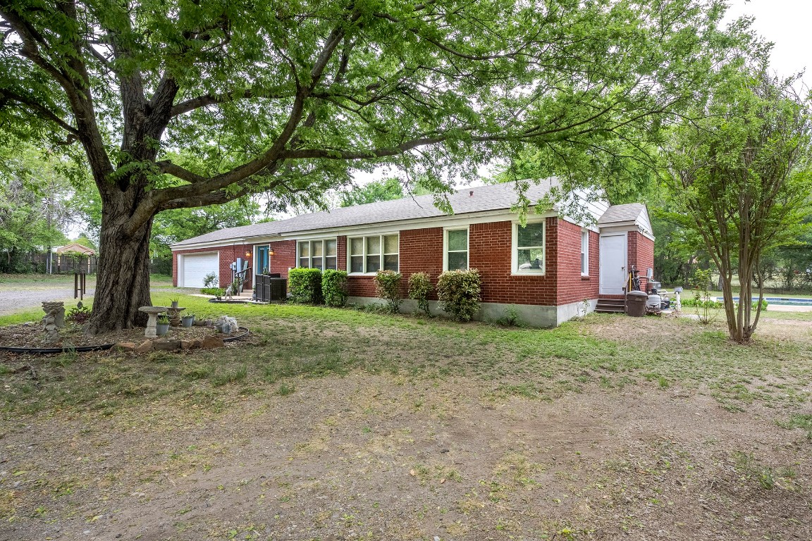 239 Allen Street Weatherford TX 76086