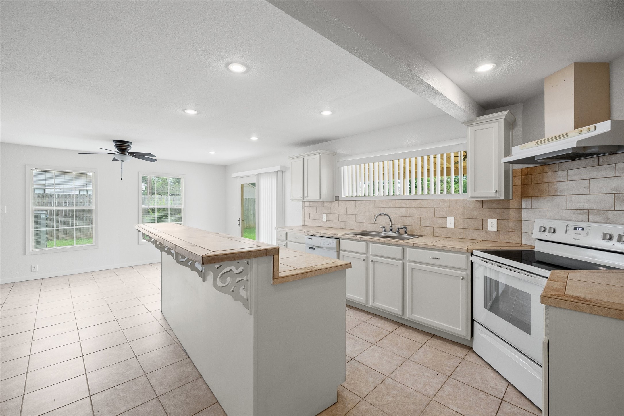 4102 Apache Trail Court Granbury TX 76048