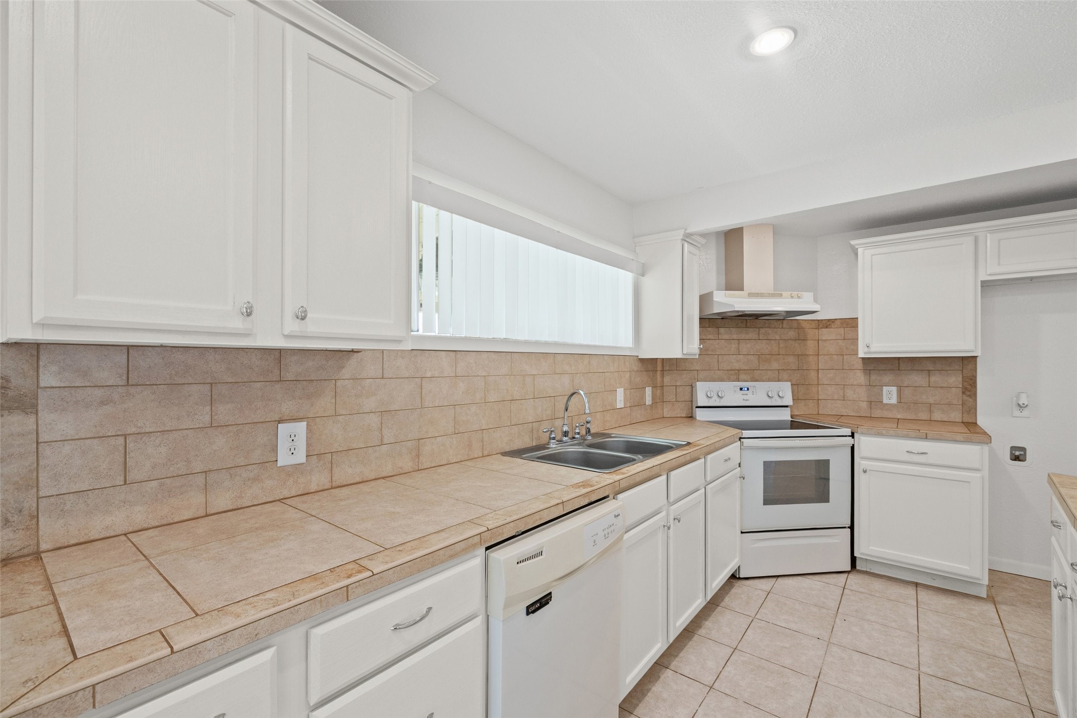 4102 Apache Trail Court Granbury TX 76048
