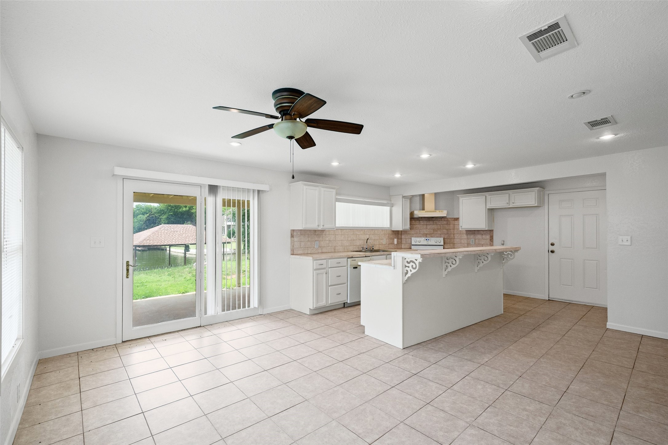 4102 Apache Trail Court Granbury TX 76048