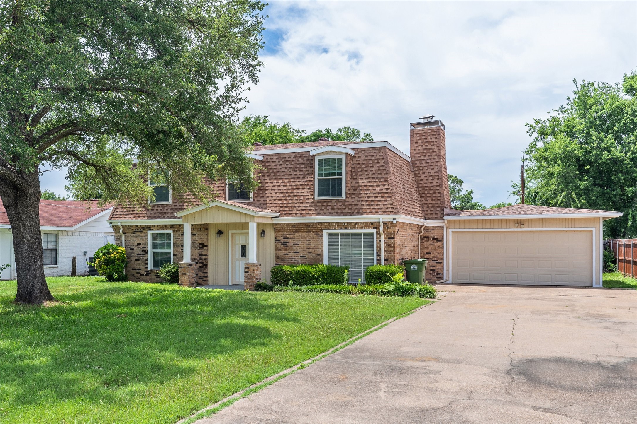4102 Apache Trail Court Granbury TX 76048