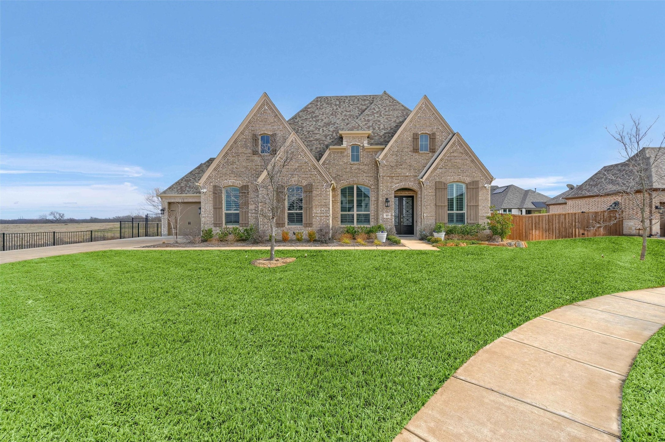 2819 Deerwood Court Sherman TX 75092