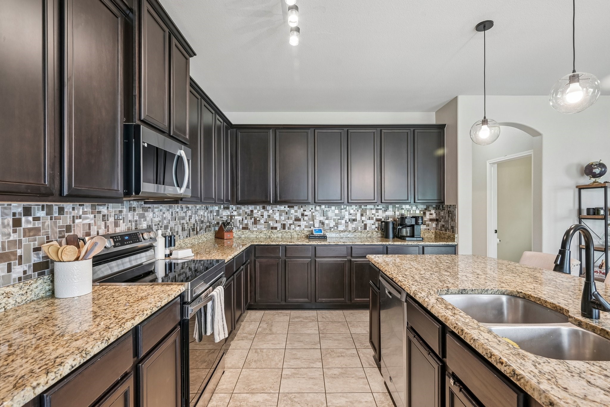 9141 Cranston Court Providence Village TX 76227