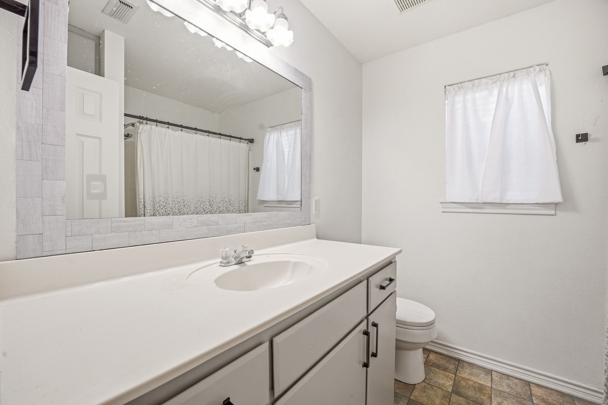 802 Private Road 1675 Stephenville TX 76401