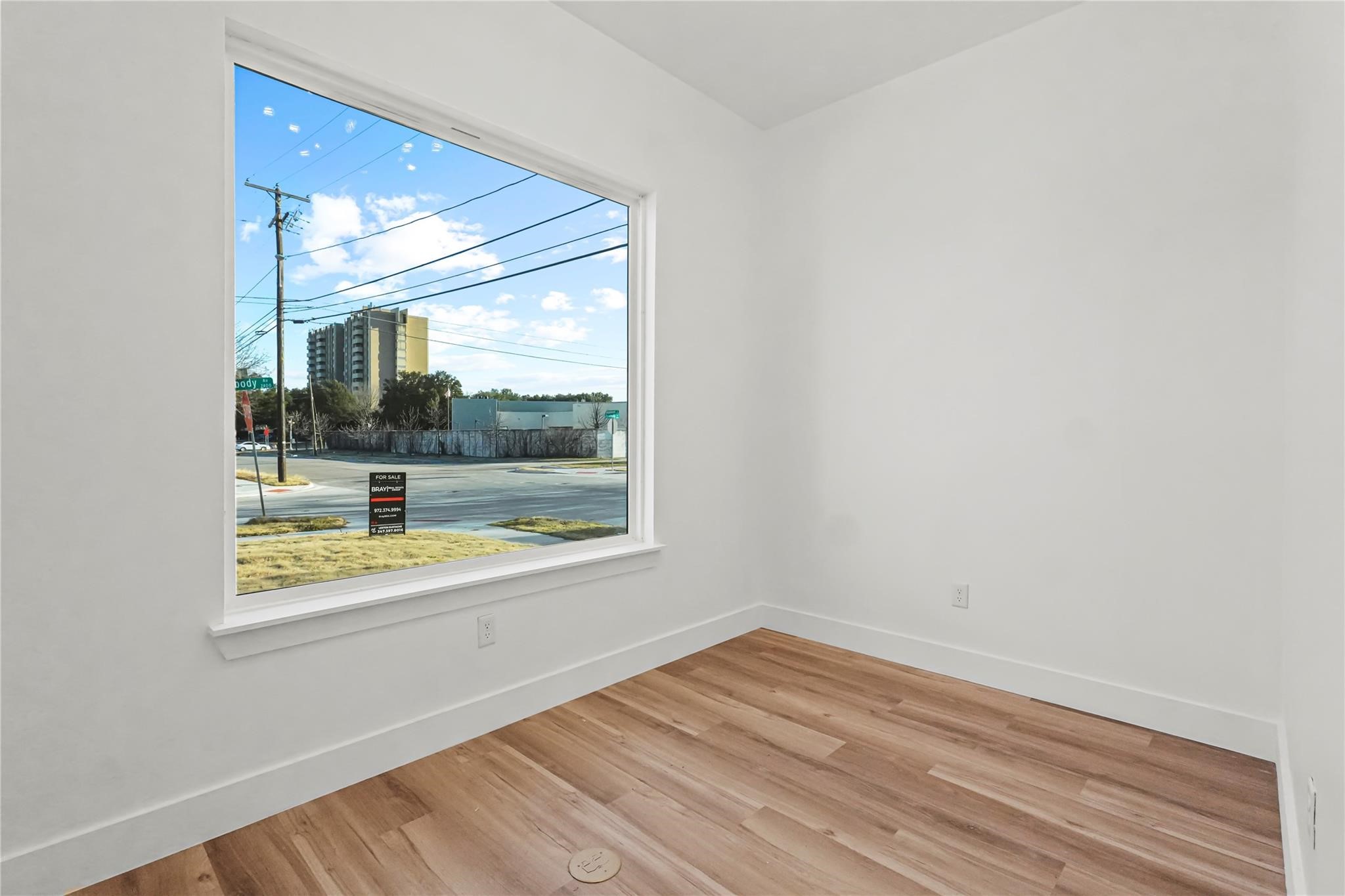 2401 Peabody Avenue Dallas TX 75215