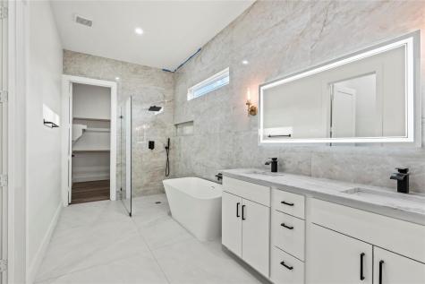 2401 Peabody Avenue Dallas TX 75215