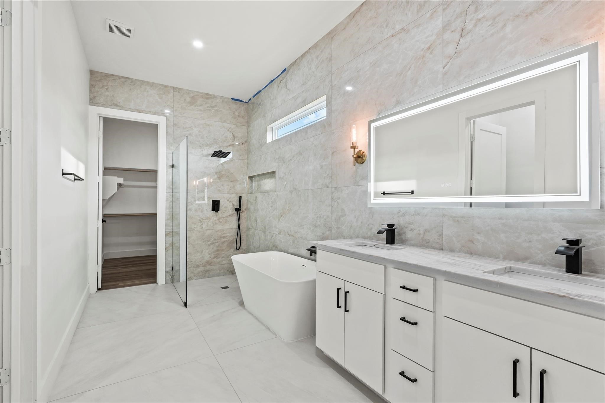 2401 Peabody Avenue Dallas TX 75215