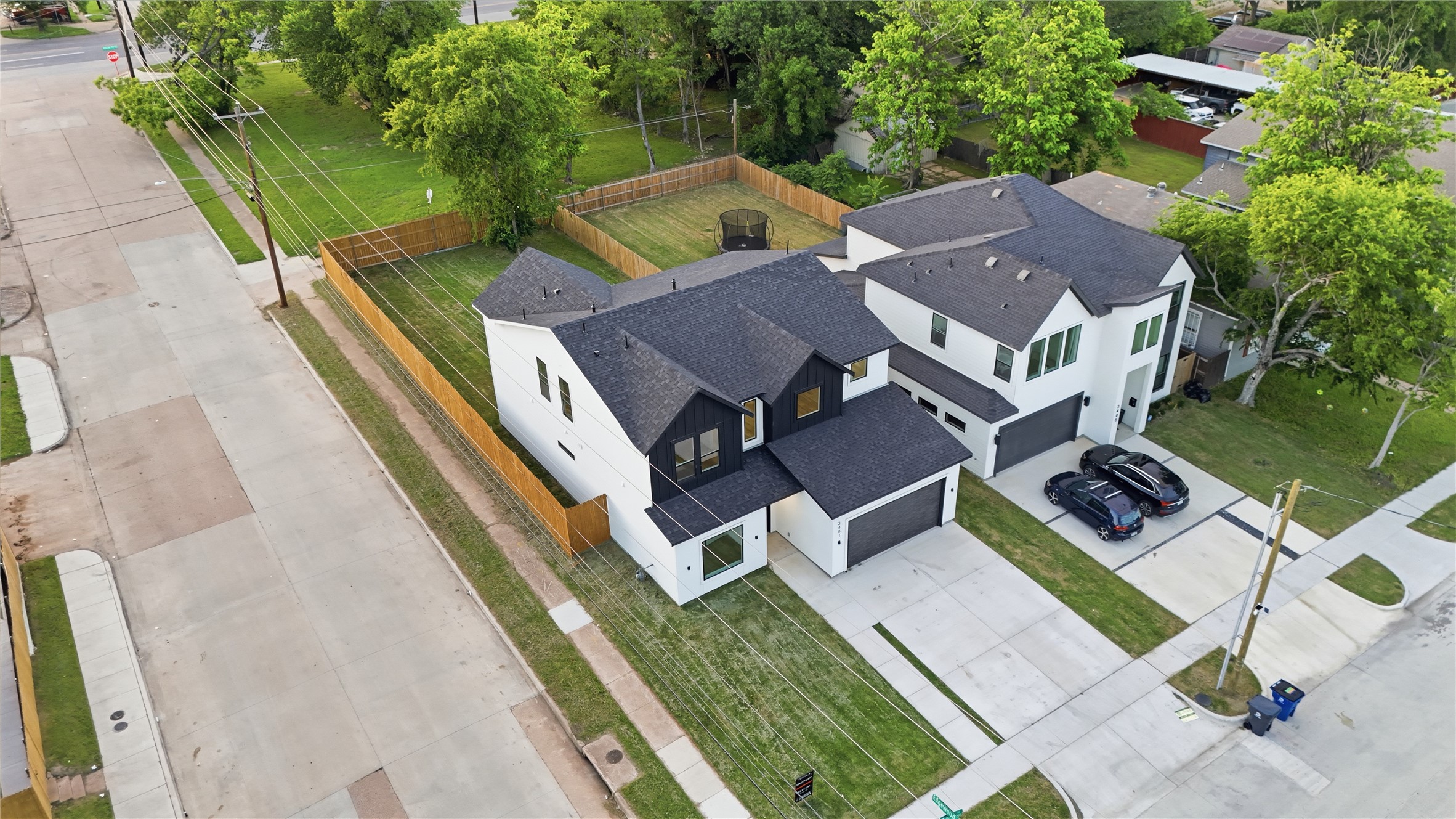 2401 Peabody Avenue Dallas TX 75215