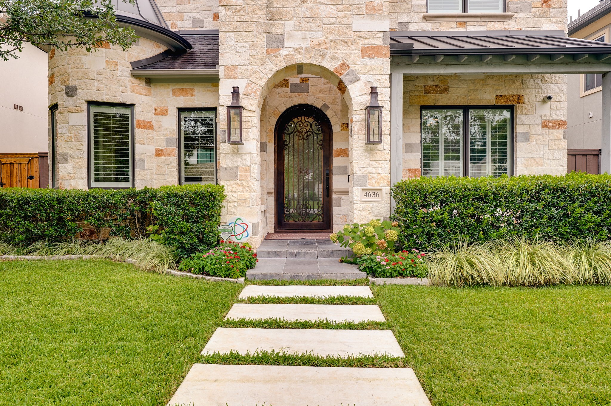 4636 Stanford Avenue Dallas TX 75209