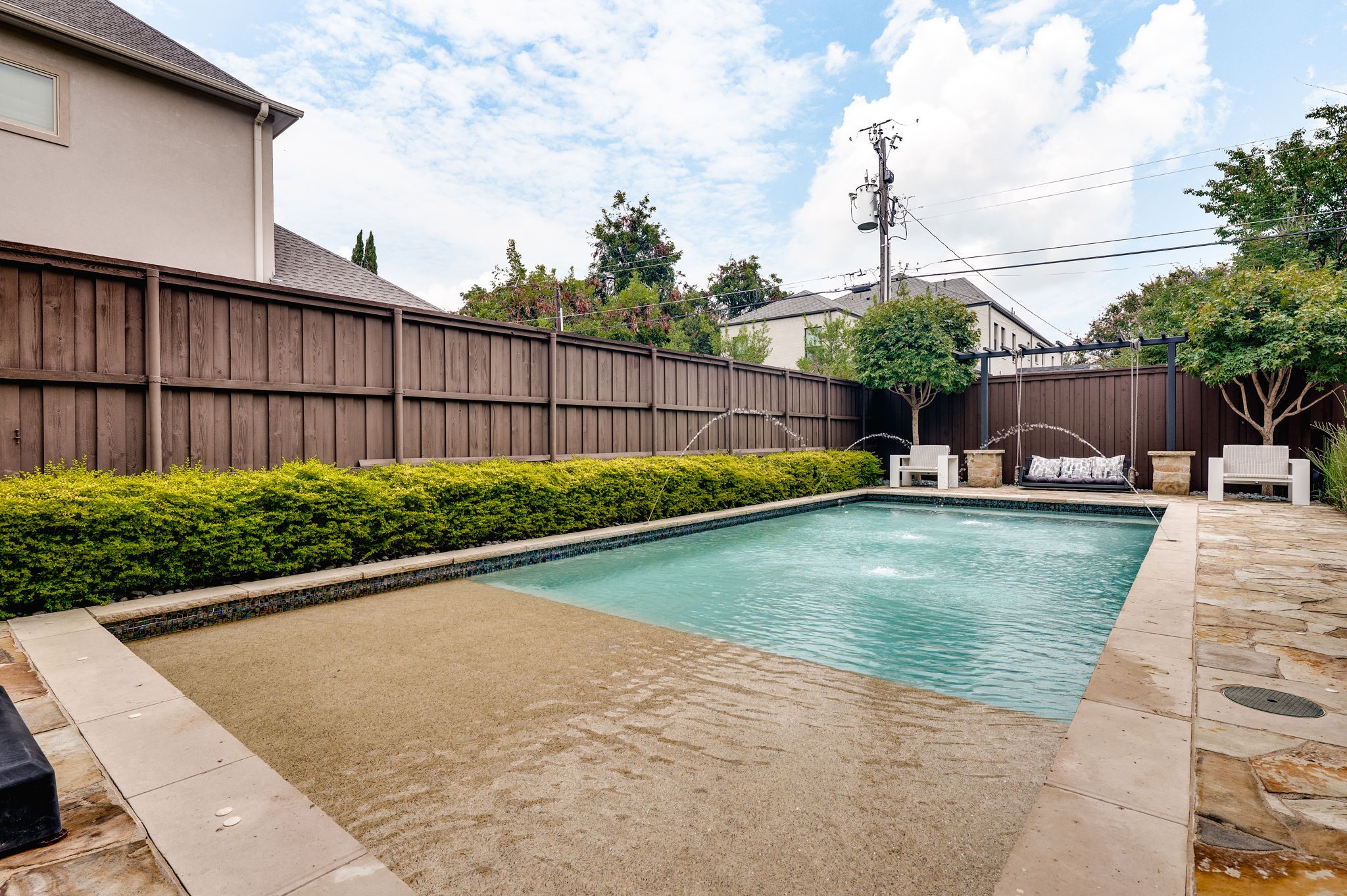 4636 Stanford Avenue Dallas TX 75209