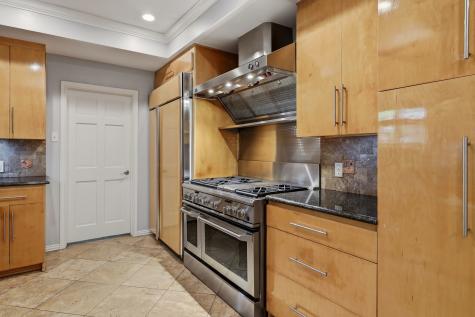 8710 Sanshire Avenue Dallas TX 75231