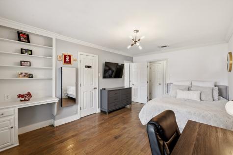 8710 Sanshire Avenue Dallas TX 75231