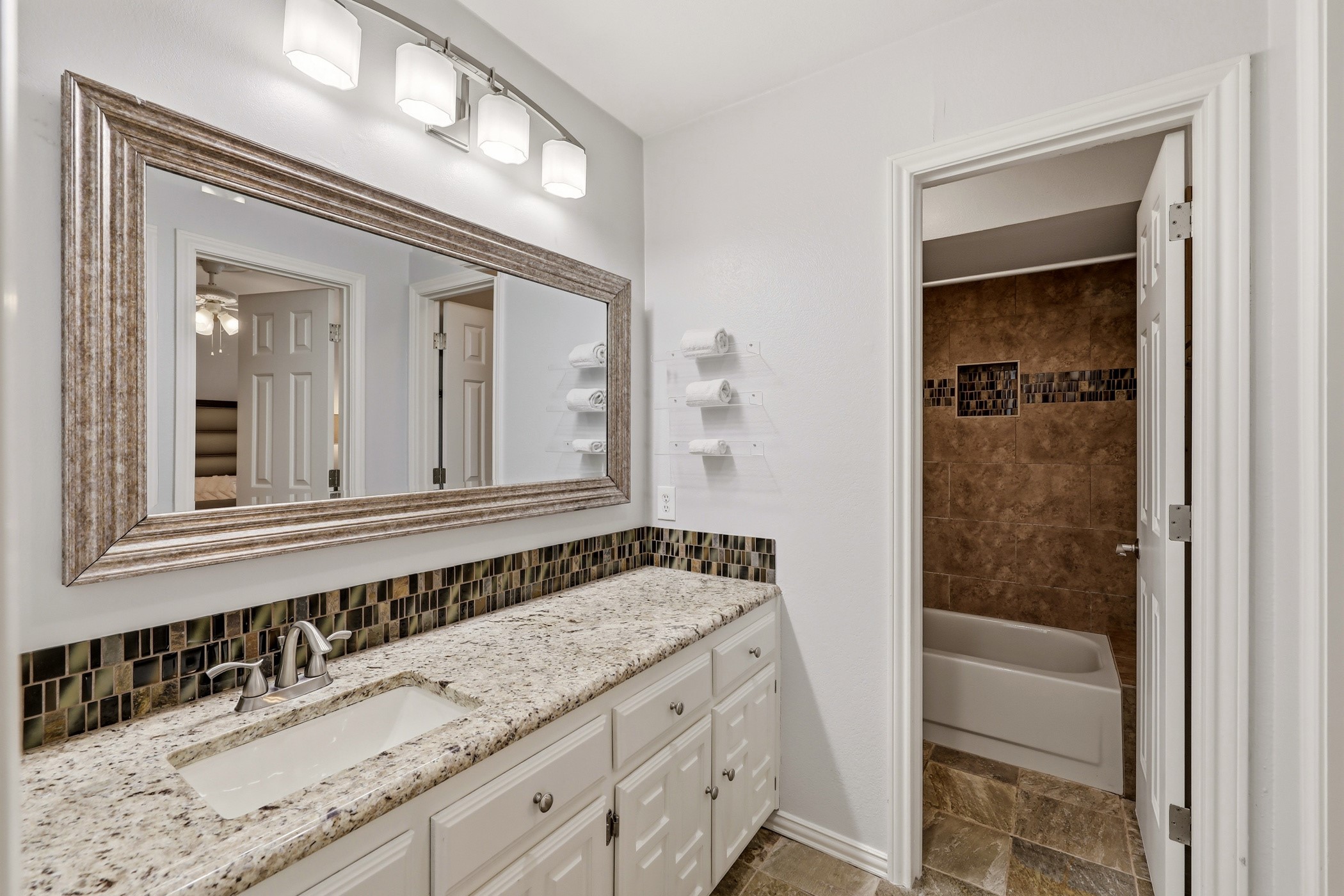8710 Sanshire Avenue Dallas TX 75231