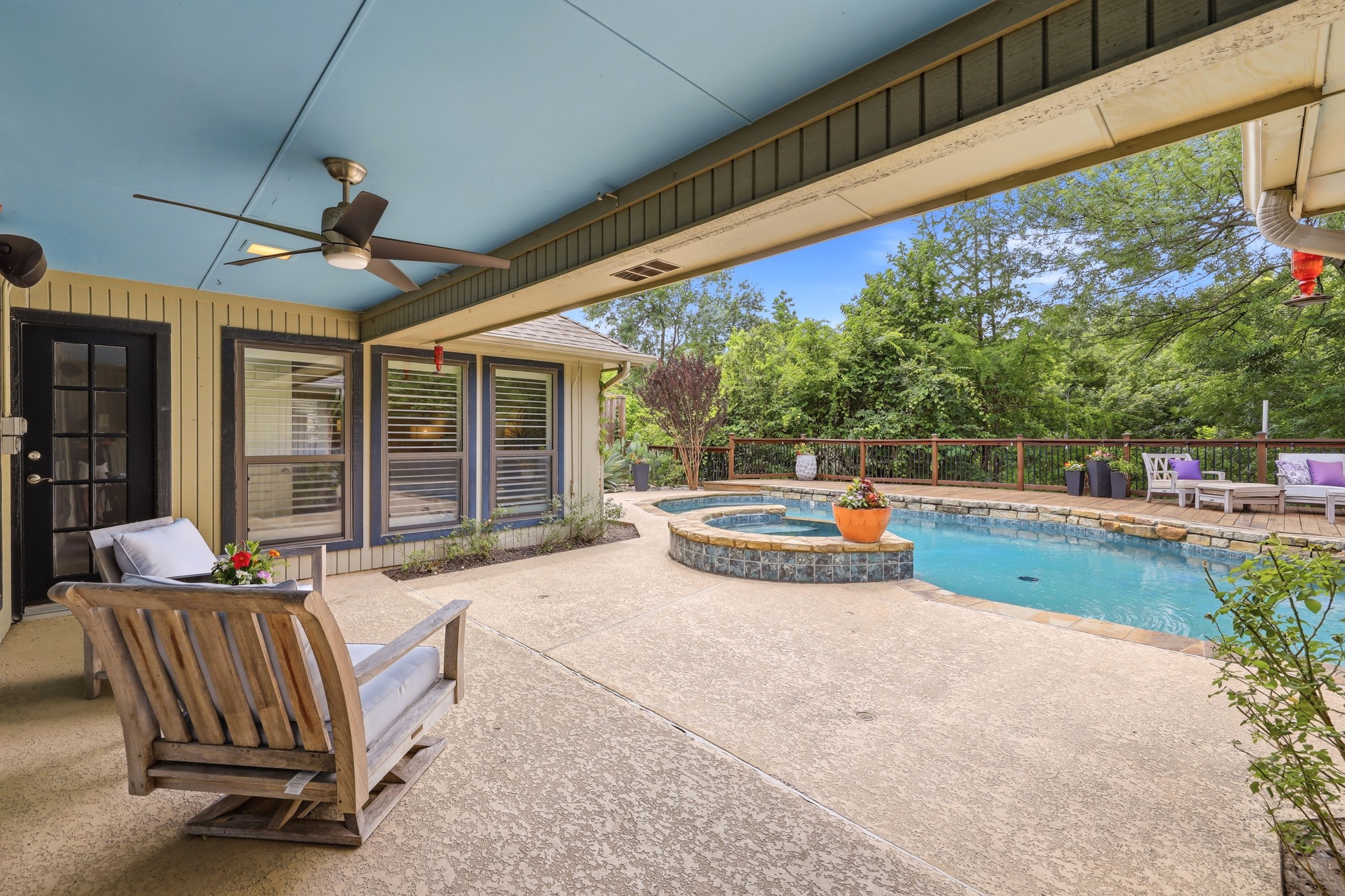 8710 Sanshire Avenue Dallas TX 75231