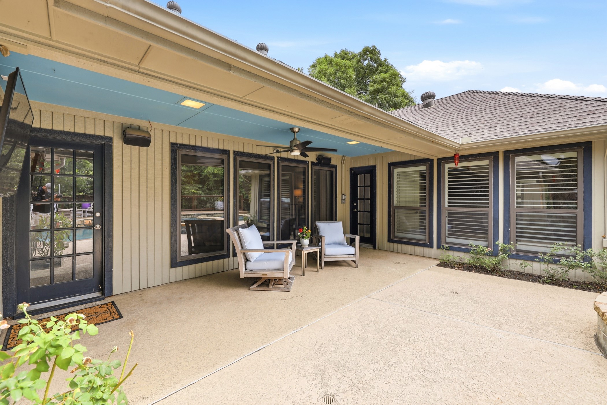 8710 Sanshire Avenue Dallas TX 75231
