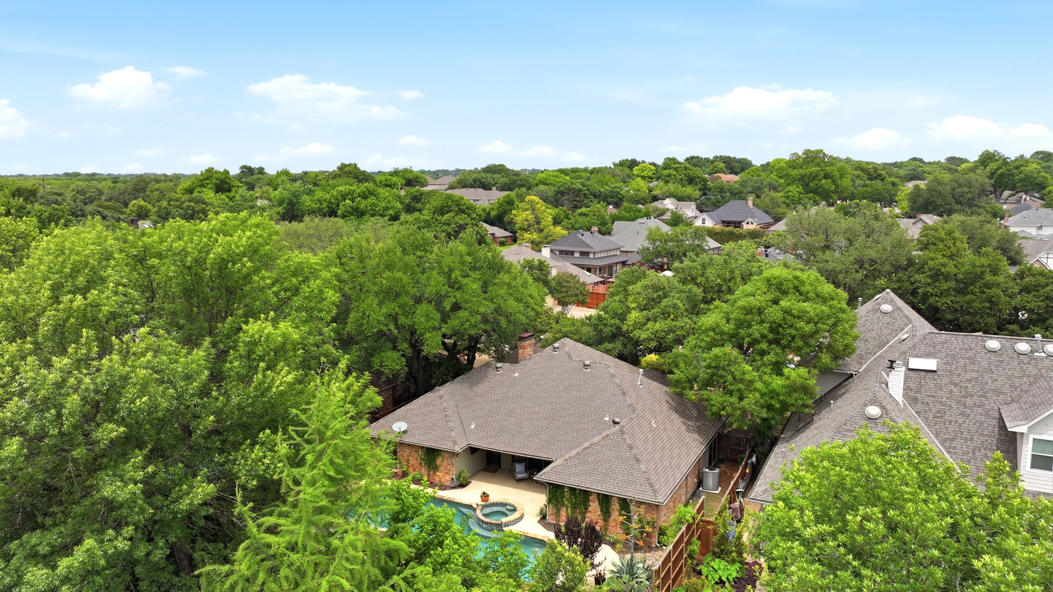 8710 Sanshire Avenue Dallas TX 75231