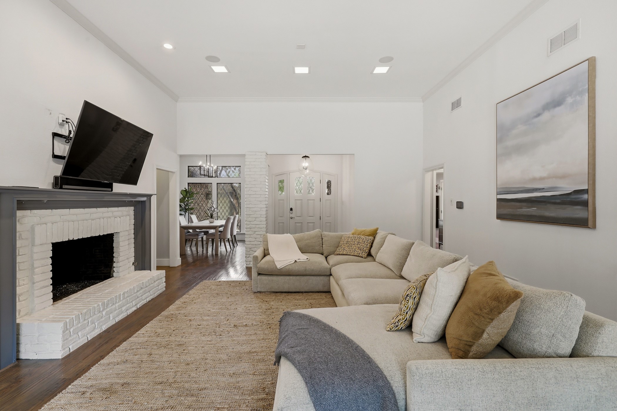 8710 Sanshire Avenue Dallas TX 75231