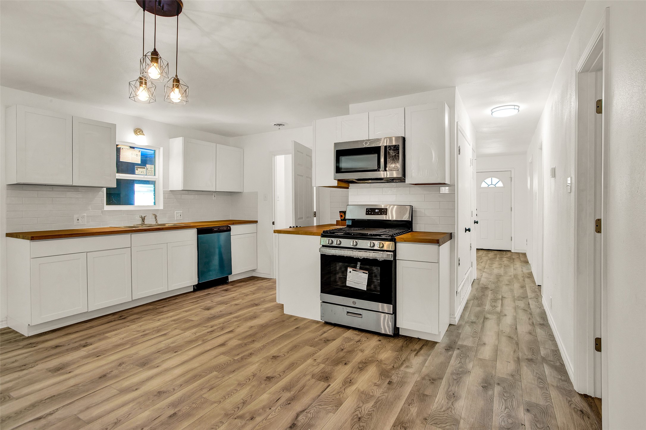 1009 N Clements Street Gainesville TX 76240