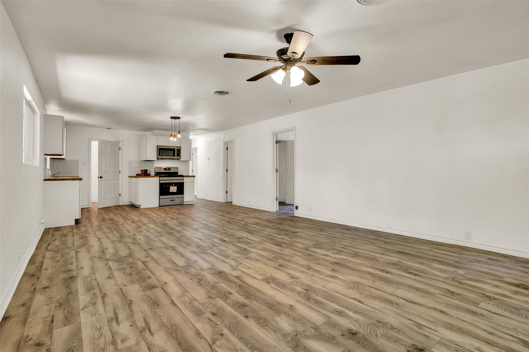 1009 N Clements Street Gainesville TX 76240