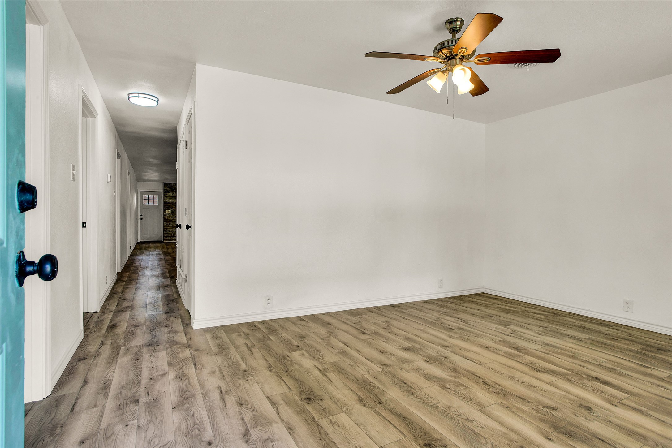 1009 N Clements Street Gainesville TX 76240